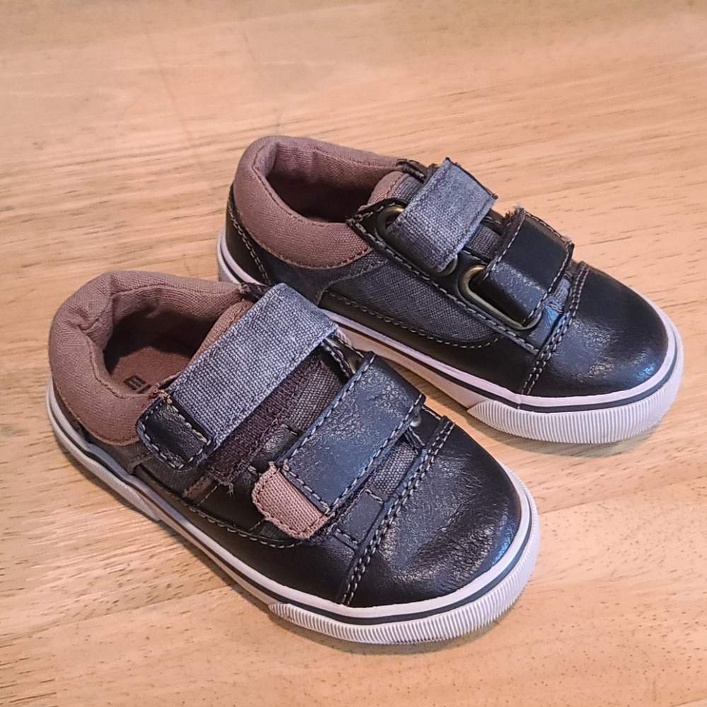 Elements by Nina shoes 👞